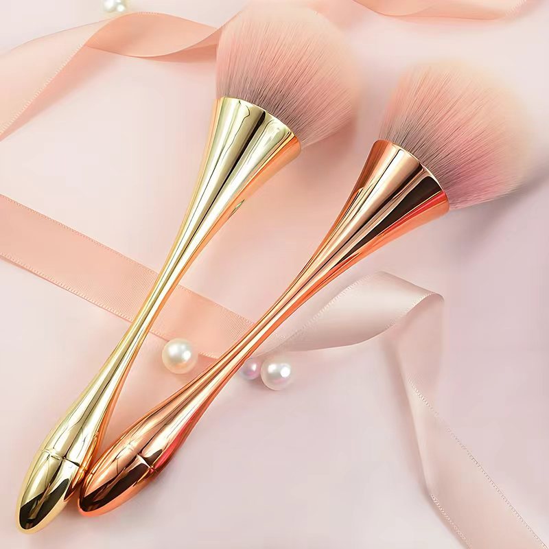 High-Quality Flat Angular Blush Makeup Brush Plastic Handle Fiber Bristles Big Soft Face Foundation Blusher